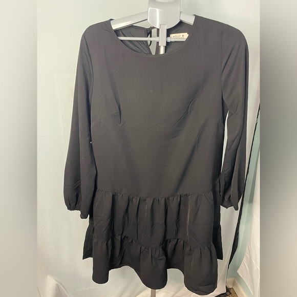 MOLLY BRACKEN Crewneck Long Puff Sleeve Black Mini Dress Medium - Picture 2 of 8